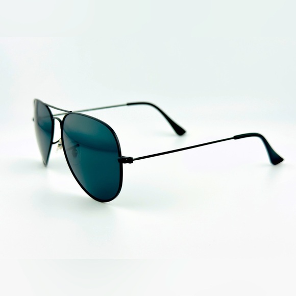Ray-Ban Aviator Sunglasses Total Black RB3025 Polished Black Frame Black Lenses - Picture 10 of 14